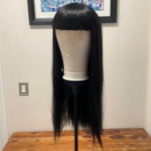 Synthetic black wig